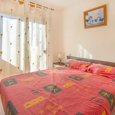 Holiday home Marclna62